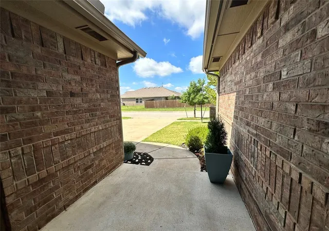 4th image of 2328 Nw 191St Ct, Edmond, OK 73012 | MLS# 1167877