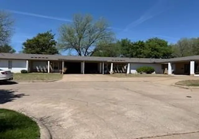 1st image of 117 Phillips Ln, Clinton, OK 73601 | MLS# 1167971