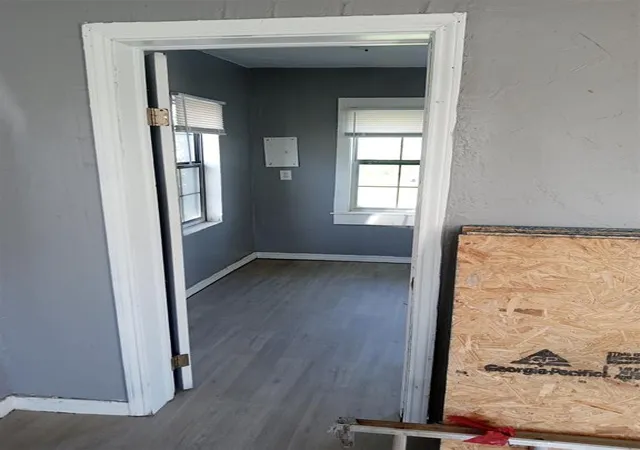 Photo 5 of Single family home for sale at 524 S 11th Street, Frederick, OK 73542 | MLS# 1168106 | Listing updated on 2025-08-05