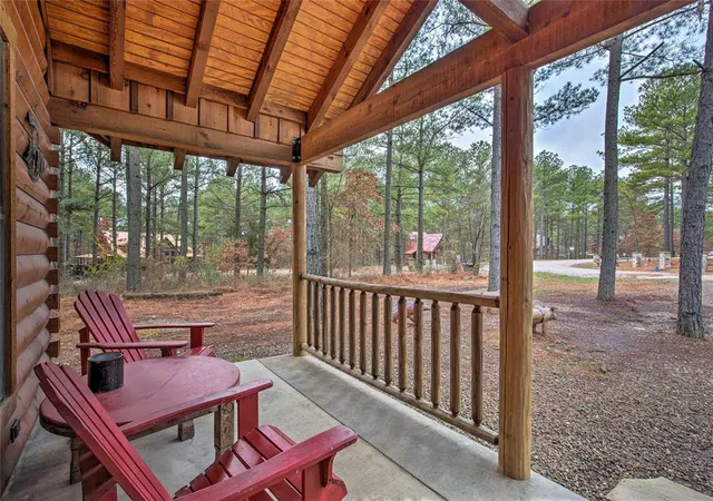 Homes for sale in Broken Bow, OK | 114 Willow Bend Rd, Broken Bow, OK 74728 | MLS# 1168295