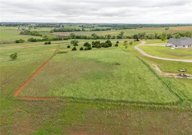 3rd image of N 2440 Rd #South, Weatherford, OK 73096 | MLS# 1168840