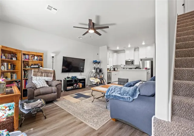 3rd image of 1640 Comice Dr, Newcastle, OK 73065 | MLS# 1168877