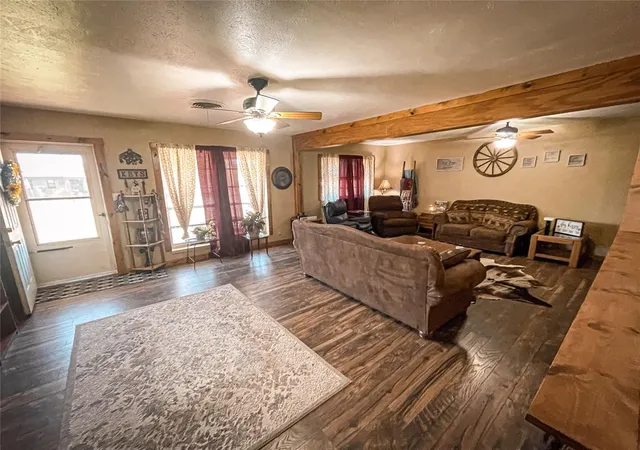 Photo 5 of Single family home for sale at 605 N Meandering St, Frederick, OK 73542 | MLS# 1169137 | Listing updated on 2025-09-23