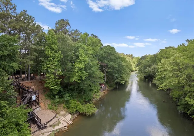 37th image of 962 Red Fox Rd, Broken Bow, OK 74728 | MLS# 1169584