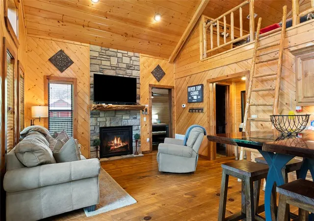 5th image of 962 Red Fox Rd, Broken Bow, OK 74728 | MLS# 1169584
