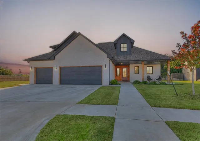 28th image of 2117 Aminas Way, Yukon, OK 73099 | MLS# 1169648