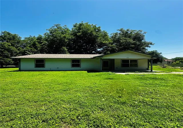 1st image of 116 N Mahan St, El Reno, OK 73036 | MLS# 1169718