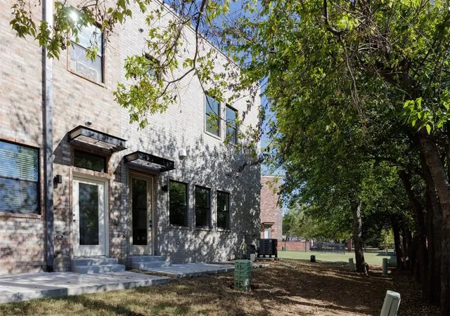 50th image of 577 S Fretz Ave, Edmond, OK 73003 | MLS# 1170054