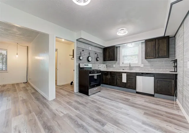 4th image of 1316 W Logan Ave, Guthrie, OK 73044 | MLS# 1170162