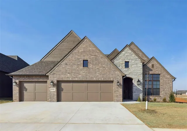 1st image of 15505 Starlight Ln, Oklahoma City, OK 73078 | MLS# 1170309