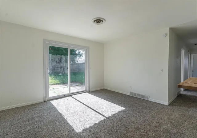 2nd image of 1524 Hampton Dr, Oklahoma City, OK 73115 | MLS# 1170863