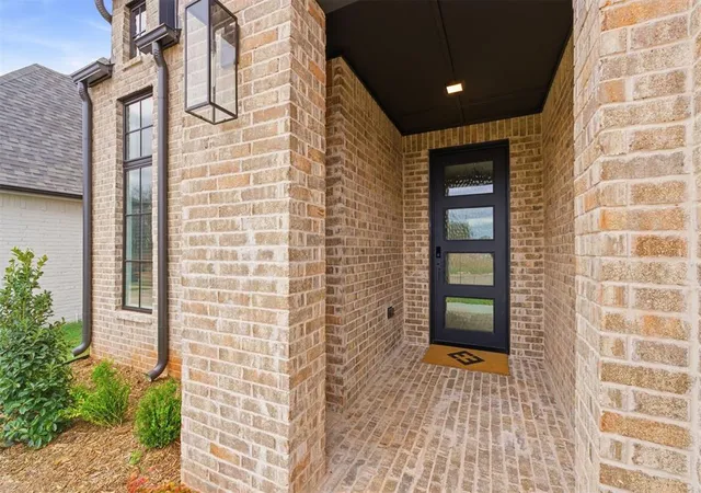 Photo 3 of Single family home for sale at 10717 Nw 154th St, Oklahoma City, OK 73078 | MLS# 1170874 | Listing updated on 2026-08-10