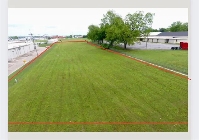 1st image of 1914 E Arlington Hwy, Ada, OK 74820 | MLS# 1170891