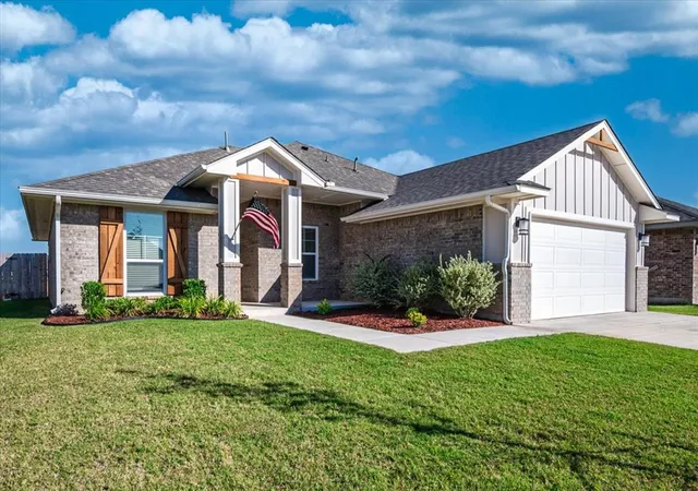 1st image of 1712 Bloomington Ct, Newcastle, OK 73065 | MLS# 1171505