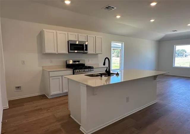 3rd image of 1205 Meadow Brook Dr, Purcell, OK 73080 | MLS# 1171599