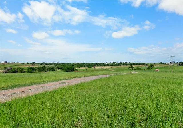 4th image of 0000 E Grand Ave Ave, Chickasha, OK 73018 | MLS# 1171739