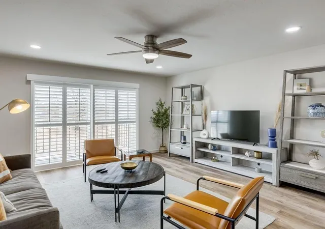 Photo 2 of Condo for sale at 1110 Sherwood Ln #223, Nichols Hills, OK 73116 | MLS# 1171917 | Listing updated on 2025-10-16