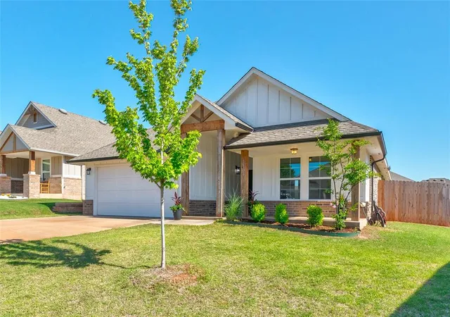 2nd image of 1104 Magnolia Dr, Oklahoma City, OK 73160 | MLS# 1172055