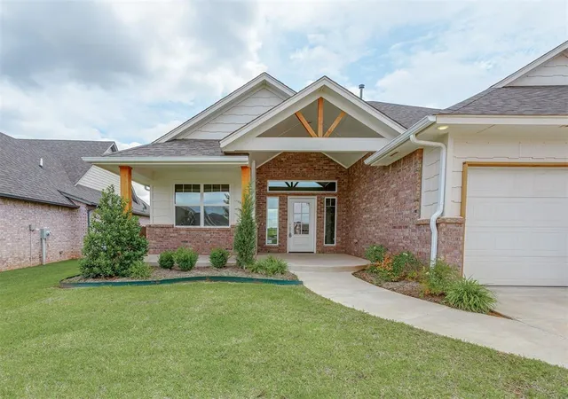 2nd image of 16308 Marsha Dr, Edmond, OK 73013 | MLS# 1172182