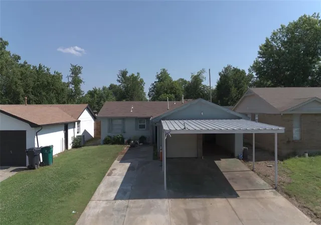 2nd image of 428 Nw 91st St, Oklahoma City, OK 73114 | MLS# 1173262