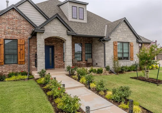 3rd image of 13320 Nw 6Th St, Yukon, OK 73099 | MLS# 1174376