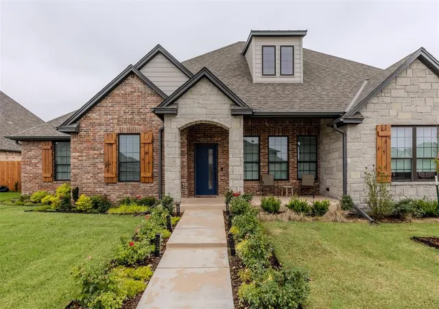 4th image of 13320 Nw 6Th St, Yukon, OK 73099 | MLS# 1174376