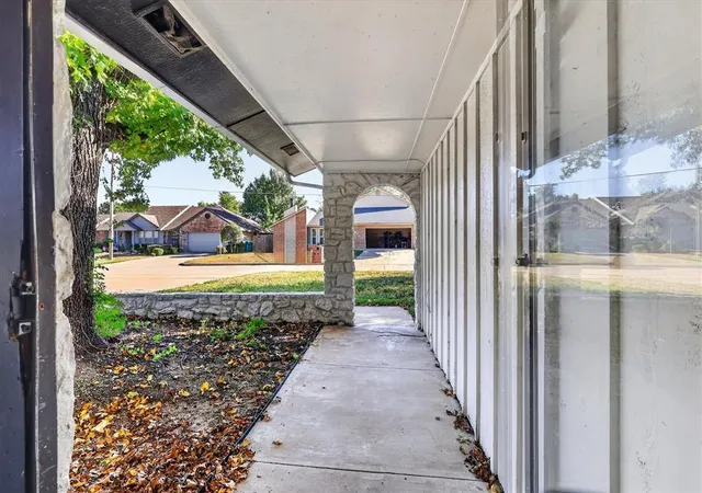 Photo 3 of Single family home for sale at 8105 NW 114th Street, Oklahoma City, OK 73162 | MLS# 1174525 | Listing updated on 2026-10-14