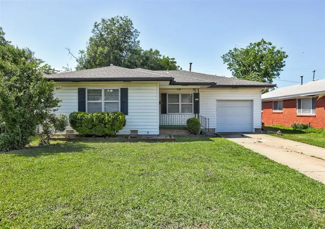 Photo 1 of Single family home for sale at 520 Se 47th St, Oklahoma City, OK 73129 | MLS# 1174593 | Listing updated on 2025-12-05