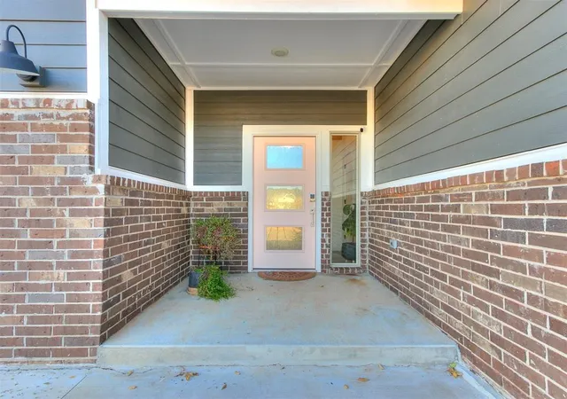 3rd image of 8324 Nw 151St Ter, Edmond, OK 73013 | MLS# 1174739