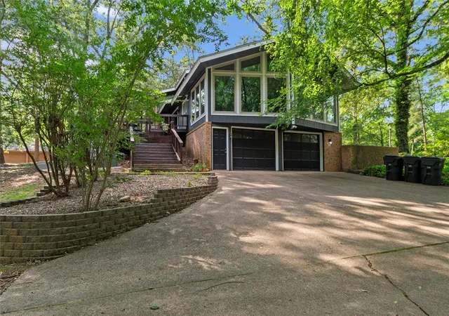 Photo 1 of Single family home for sale at 334 Shrouder Rd, Broken Bow, OK 74728 | MLS# 1174796 | Listing updated on 2025-10-21