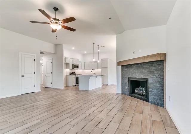 5th image of 979 Se 16Th Ter, Newcastle, OK 73065 | MLS# 1174861