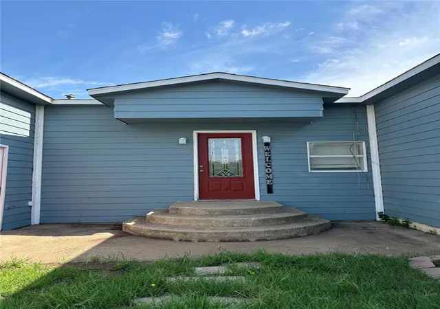 Homes for sale in Altus, OK | 1540 Cross Rd, Altus, OK 73521 | MLS# 1175116