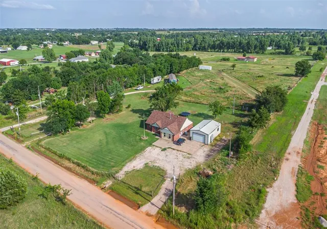 41st image of 1951 County Rd 1220, Tuttle, OK 73089 | MLS# 1175290