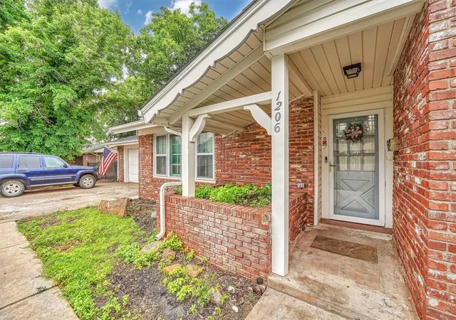 4th image of 1206 N Randall Ave, Elk City, OK 73644 | MLS# 1175412