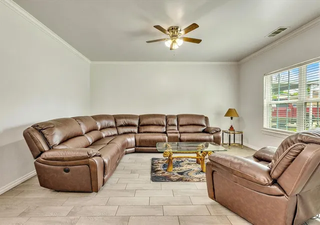 3rd image of 837 Se 68Th St, Oklahoma City, OK 73149 | MLS# 1175438