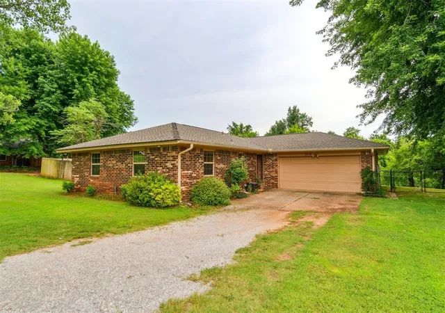 5th image of 3414 Clayton Dr, Tuttle, OK 73089 | MLS# 1175465