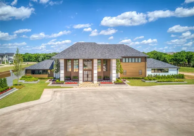 Photo 4 of Land for sale at 15617 Waterstone Way, Edmond, OK 73013 | MLS# 1175830 | Listing updated on 2026-01-21