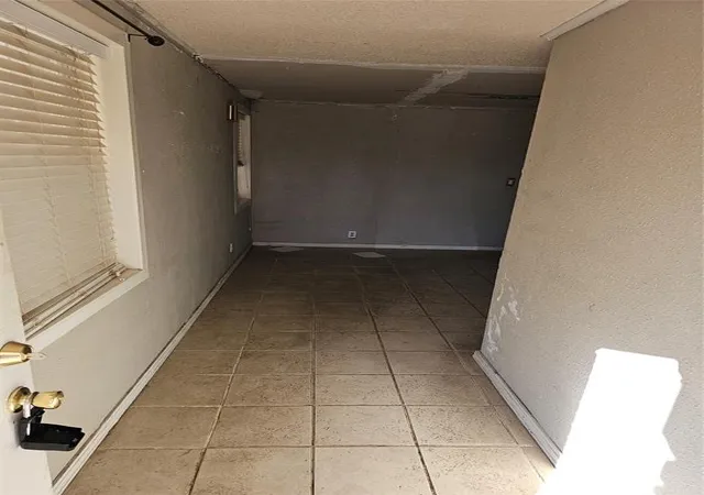 3rd image of 1137 Mallard Dr, Oklahoma City, OK 73115 | MLS# 1176019