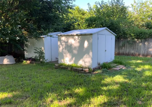 16th image of 2709 Timber Ct, Chickasha, OK 73018 | MLS# 1176056