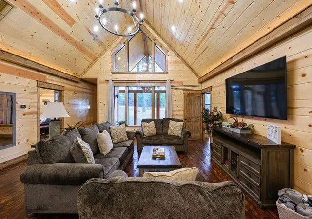 2nd image of 1723 Pine Hills Rd, Broken Bow, OK 74728 | MLS# 1176073