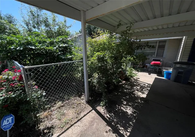 3rd image of 1512 Nw Baldwin Ave, Lawton, OK 73507 | MLS# 1176189