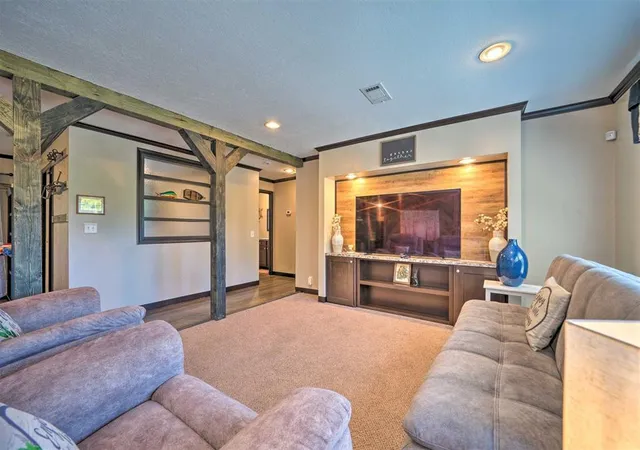 3rd image of 86 Crooked Oaks Ln, Broken Bow, OK 74728 | MLS# 1176333