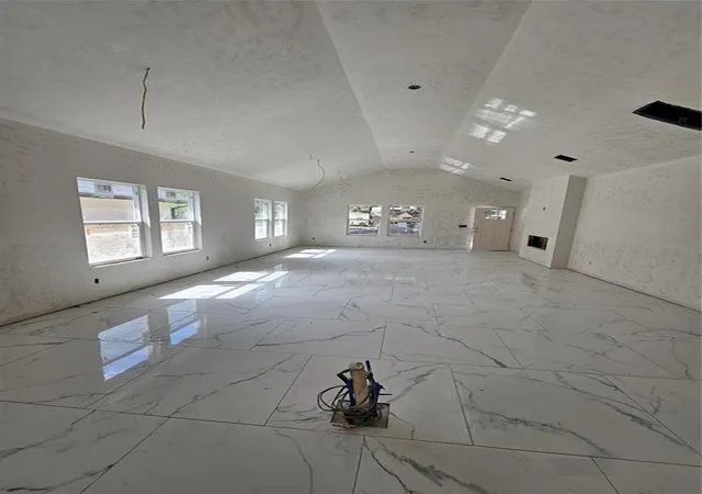 Photo 38 of Single family home for sale at 540 Se 13th St, Oklahoma City, OK 73129 | MLS# 1176596 | Listing updated on 2025-10-23
