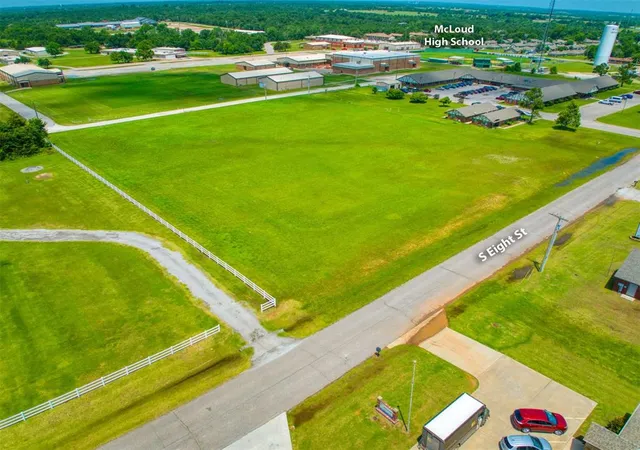 1st image of 8th, Mcloud, OK 74851 | MLS# 1176620