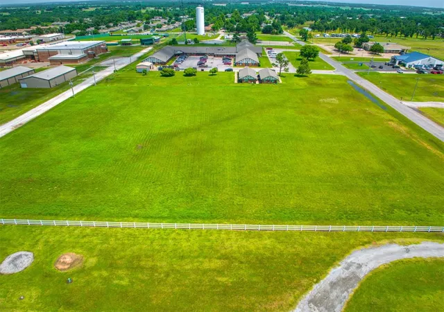 5th image of 8Th, Mcloud, OK 74851 | MLS# 1176620