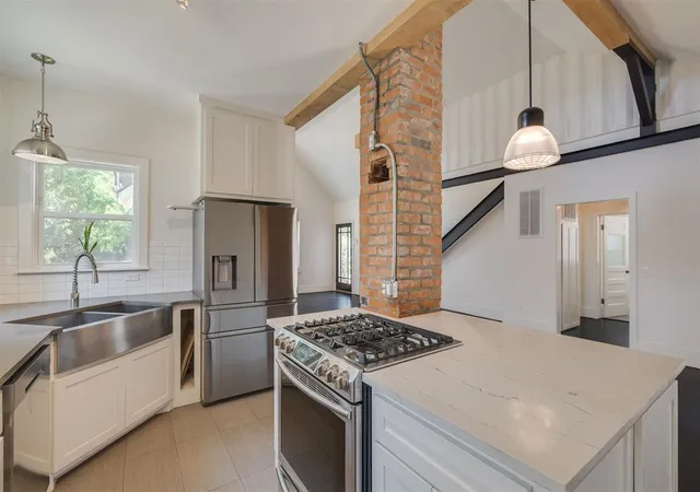 Photo 2 of Single family home for sale at 1138 Nw 40th Street, Oklahoma City, OK 73118 | MLS# 1176656 | Listing updated on 2025-09-24