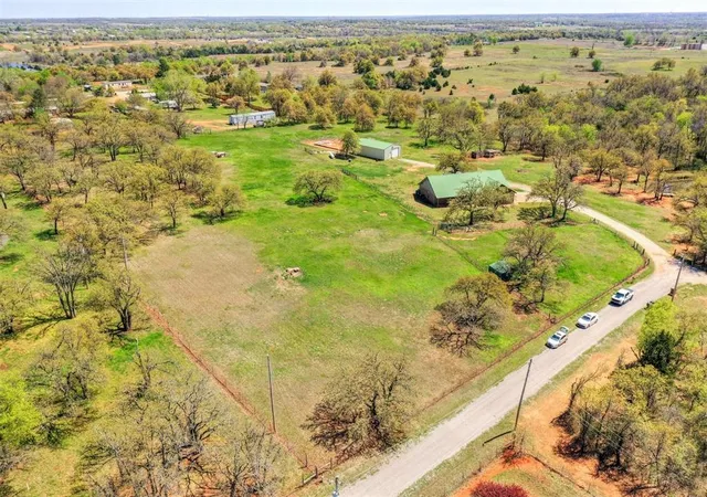 2nd image of 1187 County Street 2976, Blanchard, OK 73010 | MLS# 1176696