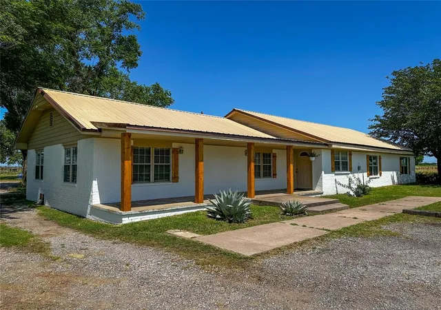 1st image of 18235 Johnson Ave, Purcell, OK 73080 | MLS# 1177001