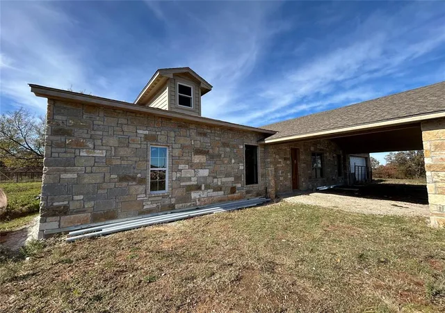2nd image of 3850 E Camp Dr, Guthrie, OK 73044 | MLS# 1177110
