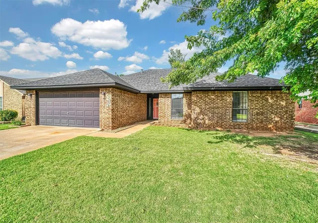 Photo 42 of Single family home for sale at 3208 Quail Cir, Altus, OK 73521 | MLS# 1177319 | Listing updated on 2025-11-01